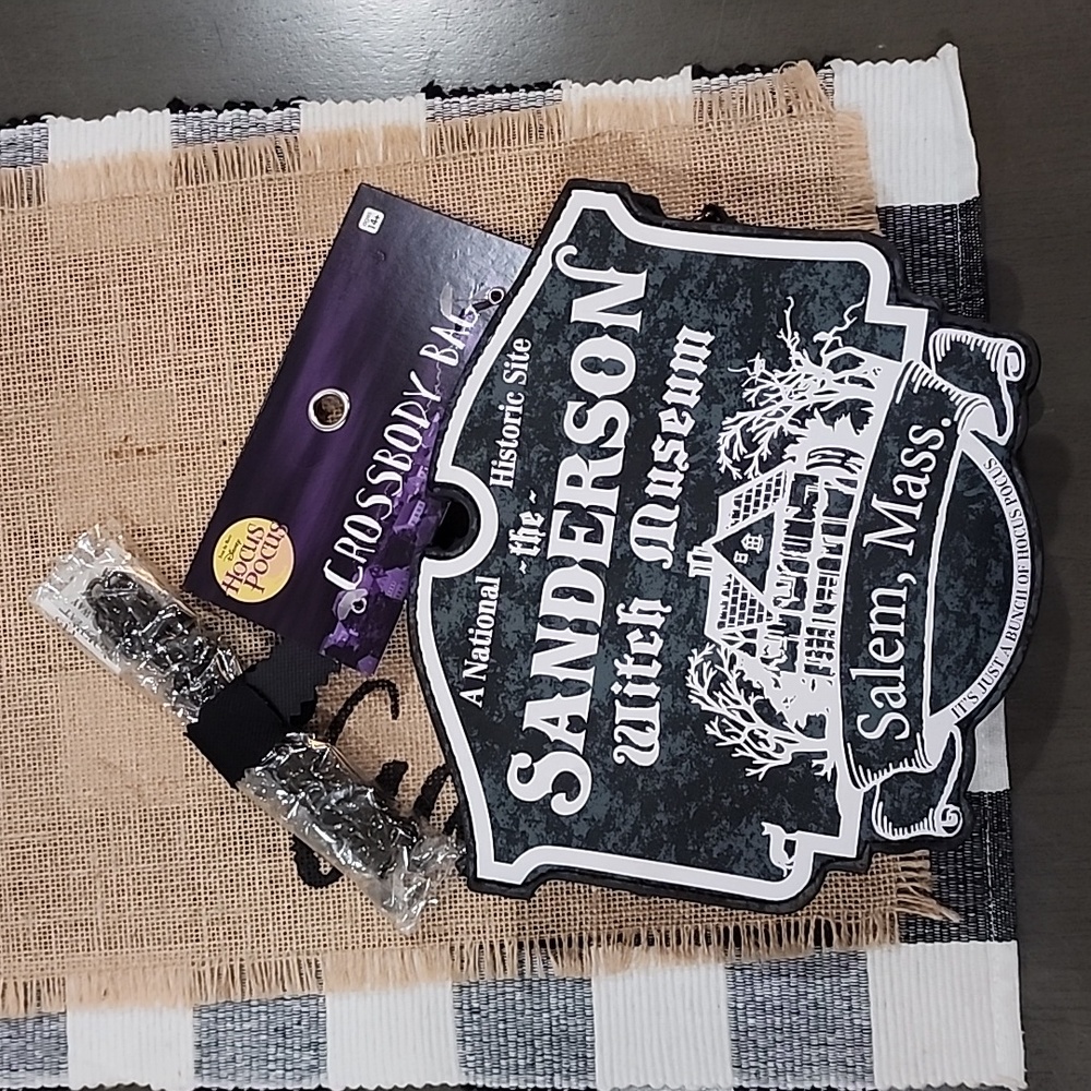Sanderson's sister hocus pocus cross body bag.